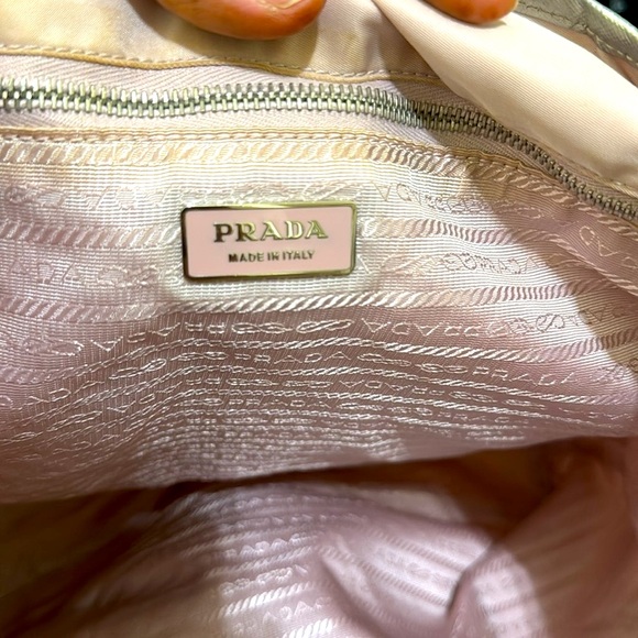 Authentic limited editions PRADA nylon shoulder bag - Picture 7 of 16